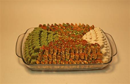 باقلوا، لوز بادام، لوز پسته  - ظرف پیرکس